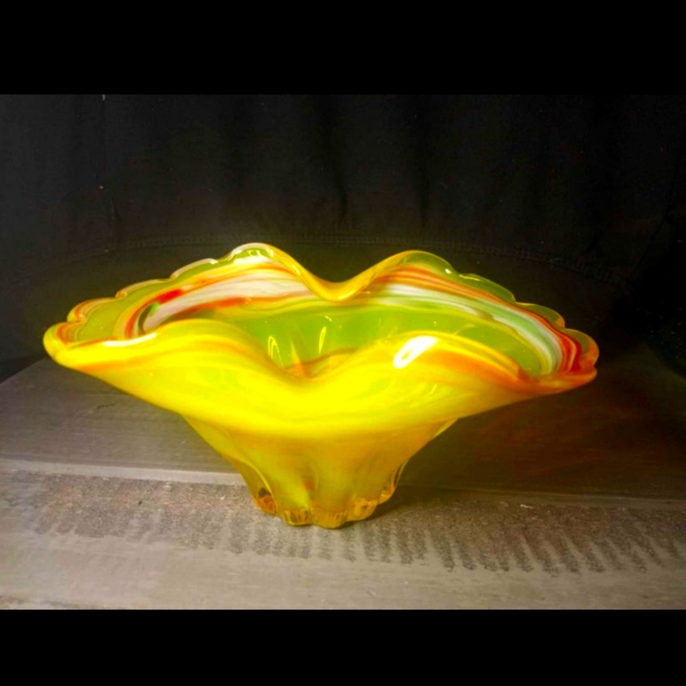 Blown glass bowl